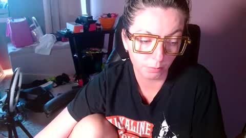 Snapshot of mandybabyxxx chatting on 17, 5, 2026 MandyBabyXXX online show from 17, 5, 2026