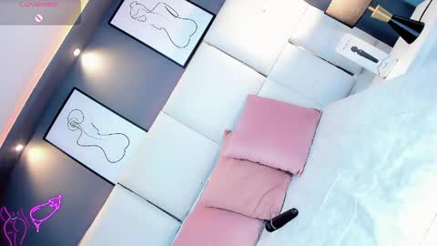 manellyksparklee online show from 15, 5, 2026