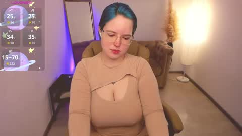 manic_pixie_ online show from 10, 5, 2026