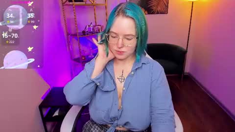manic_pixie_ online show from 11, 6, 2026