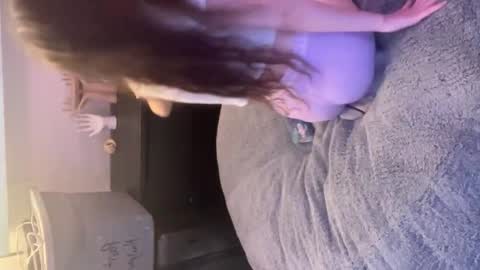 Snapshot of manicpixiedreamfrog chatting on 3, 2, 2026 manicpixiedreamfrog online show from 3, 2, 2026