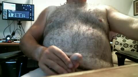Snapshot of manleg439 chatting on 2, 7, 2026 manleg439 online show from 2, 7, 2026