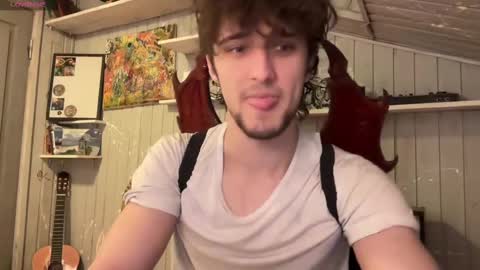 Snapshot of manolein chatting on 5, 1, 2025 manolein online show from 5, 1, 2025