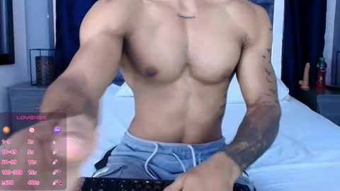 Snapshot of manolo_hot1 chatting on 13, 2, 2025 Manolo Hot 1 online show from 13, 2, 2025