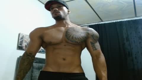 Snapshot of manolofitt chatting on 6, 1, 2025 Manolo online show from 6, 1, 2025