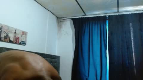 Snapshot of manolofitt chatting on 8, 1, 2025 Manolo online show from 8, 1, 2025