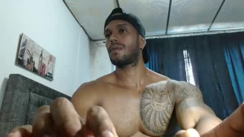 Snapshot of manolofitt chatting on 15, 2, 2025 Manolo online show from 15, 2, 2025