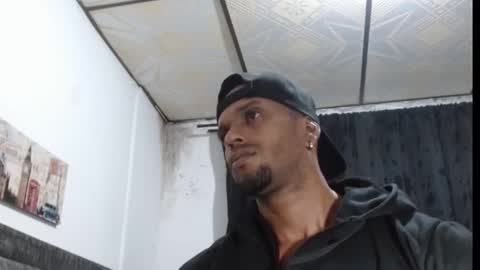 Snapshot of manolofitt chatting on 23, 2, 2025 Manolo online show from 23, 2, 2025