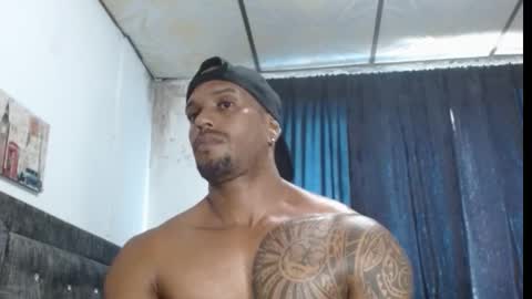 Snapshot of manolofitt chatting on 11, 3, 2025 Manolo online show from 11, 3, 2025