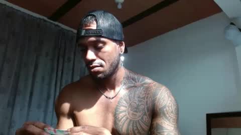 Snapshot of manolofitt chatting on 7, 10, 2025 Manolo online show from 7, 10, 2025