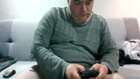 Snapshot of manu00004 chatting on 8, 1, 2025 marine lopez online show from 8, 1, 2025