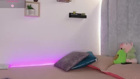 Manu  online show from 2, 5, 2026