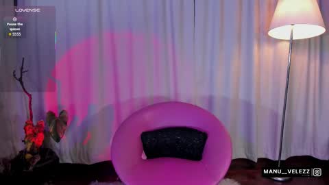 Snapshot of manu_nyx chatting on 17, 2, 2026 manu velezz Help me to get to 100 thumbs ups Tip 25tks Rate me online show from 17, 2, 2026