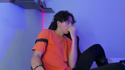 Manuel online show from 25, 2, 2025