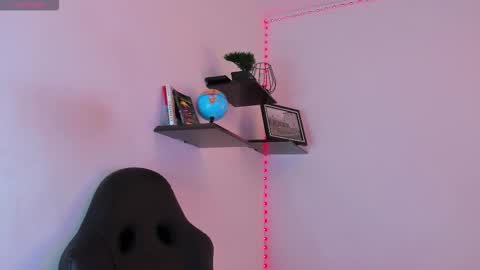 Manuel online show from 3, 10, 2025