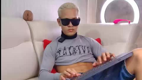 Manuel online show from 19, 3, 2026