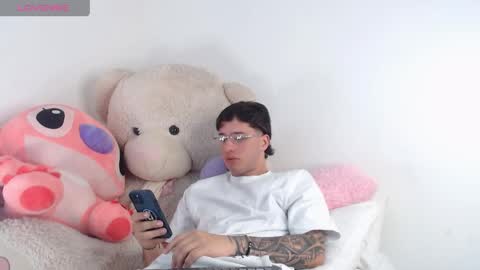 Manuel online show from 15, 5, 2026