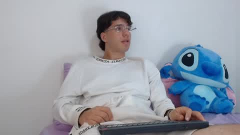 Manuel online show from 4, 6, 2026