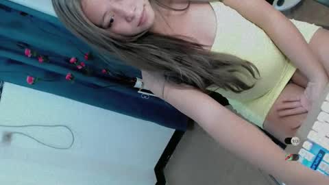 Snapshot of mar_marie chatting on 30, 4, 2026 mar_marie online show from 30, 4, 2026