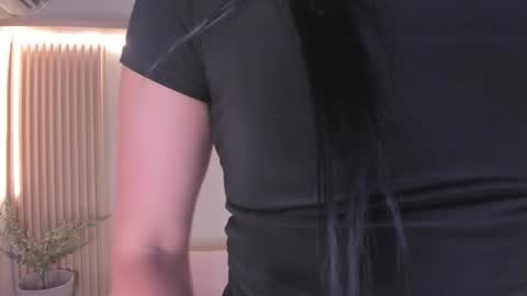 Snapshot of mara_brooks chatting on 6, 1, 2026 Mara online show from 6, 1, 2026