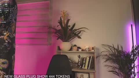 Mara Santoro online show from 27, 2, 2025