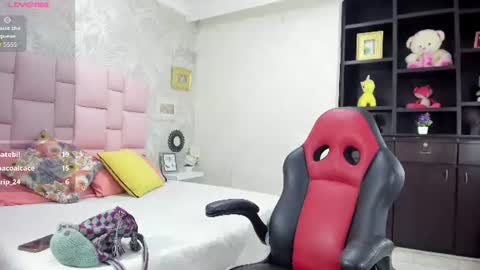 mara_summerr online show from 11, 6, 2026