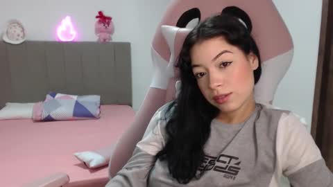 Snapshot of maraa_09 chatting on 8, 3, 2025 Marcela independent online show from 8, 3, 2025
