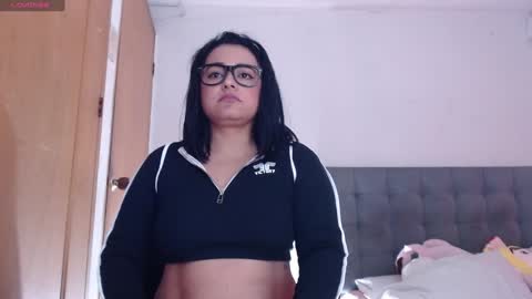 Snapshot of maraa_lee chatting on 13, 1, 2025 maraa_lee online show from 13, 1, 2025