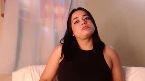 Snapshot of maraa_lee chatting on 26, 9, 2025 maraa_lee online show from 26, 9, 2025