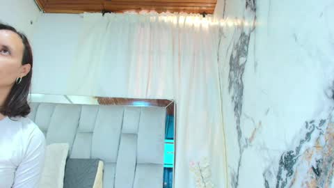 maraa_x online show from 27, 4, 2026