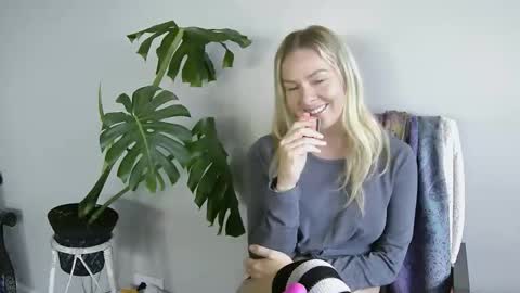 marasecrets online show from 20, 5, 2026