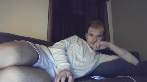 Snapshot of marbay2001 chatting on 2, 1, 2025 marbay2001 online show from 2, 1, 2025