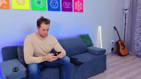 Snapshot of marc105100 chatting on 22, 12, 2025 alex marvelxx online show from 22, 12, 2025