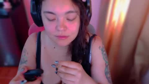 Snapshot of marcela2101s chatting on 13, 10, 2025 marcela2101s online show from 13, 10, 2025