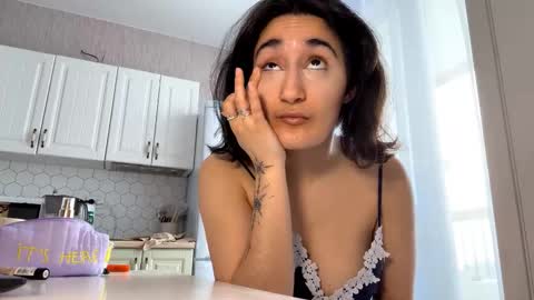 Snapshot of marcelapitarresi chatting on 28, 2, 2026 Kylie online show from 28, 2, 2026