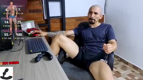 Marck  Independent model  online show from 20, 12, 2025