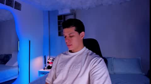 Snapshot of marcosullivan_ chatting on 28, 10, 2025 Marco Sullivan online show from 28, 10, 2025