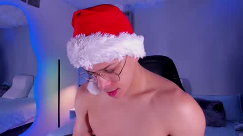 Snapshot of marcosullivan_ chatting on 18, 12, 2025 Marco Sullivan online show from 18, 12, 2025