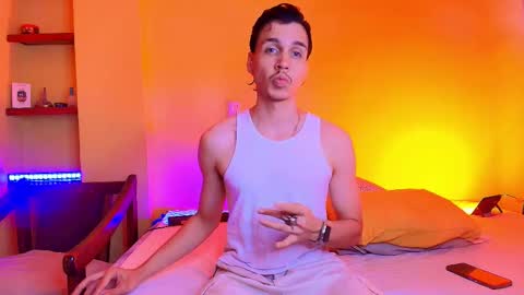 Snapshot of marcus_hanks chatting on 22, 9, 2025 Marcus Hanks online show from 22, 9, 2025