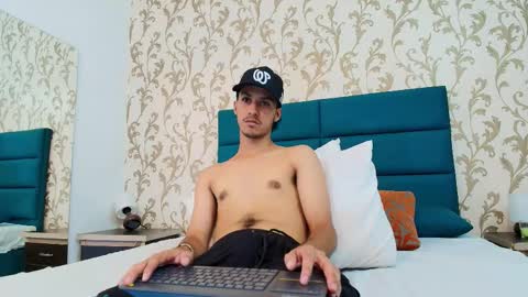 Snapshot of marcus_jeron chatting on 1, 10, 2025 marcus_jeron online show from 1, 10, 2025