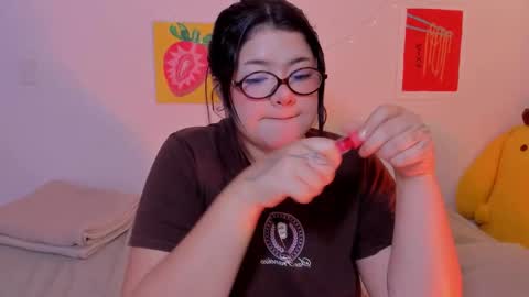 Snapshot of marcy_grey chatting on 23, 11, 2025 danna online show from 23, 11, 2025