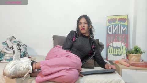 Snapshot of marfilastrom chatting on 5, 2, 2026 marfilastrom online show from 5, 2, 2026