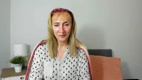 Snapshot of margaretmature chatting on 7, 2, 2025 margaretmature online show from 7, 2, 2025