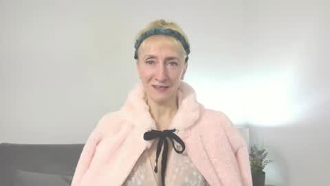 margaretmature online show from 3, 11, 2025