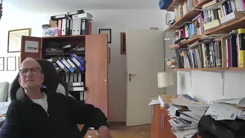 marginalie online show from 18, 9, 2025