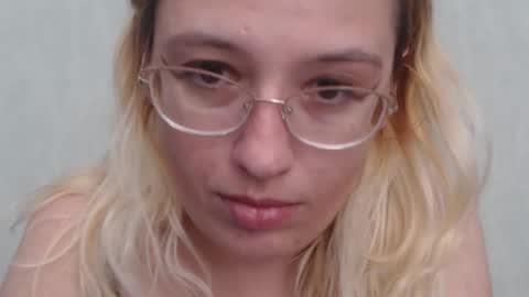 Snapshot of margo_shine chatting on 21, 10, 2025 margo_shine online show from 21, 10, 2025