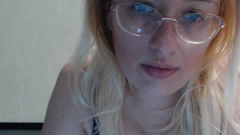 margo_shine online show from 1, 12, 2025