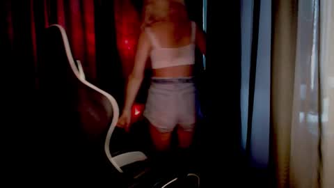 Snapshot of margoo_77 chatting on 10, 11, 2025 Margoo online show from 10, 11, 2025