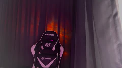 Snapshot of margoo_77 chatting on 17, 11, 2025 Margoo online show from 17, 11, 2025