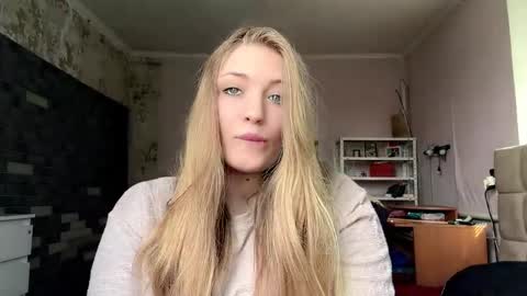 Snapshot of margosalesses chatting on 27, 3, 2026 Margo online show from 27, 3, 2026